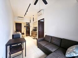 d'Nest (D18), Condominium #573888211